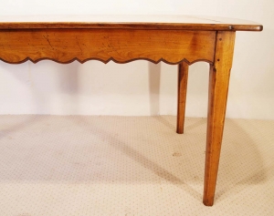 French antique cherry Provence table scalloped frame