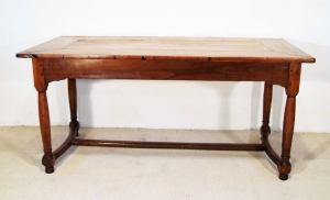 French antique cherry farmhouse table with crinolin stretchers side elevation